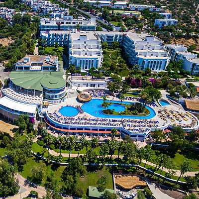 Bodrum Holiday Resort & Spa