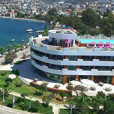 Marina Art Hotel