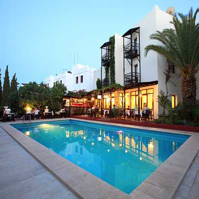 Paloma Hotel