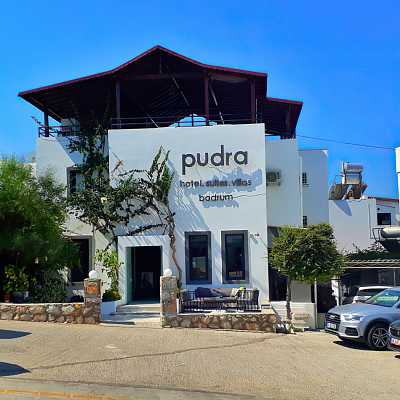 Pudra Hotel