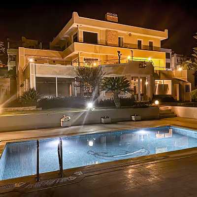 The Farrys Boutique Hotel