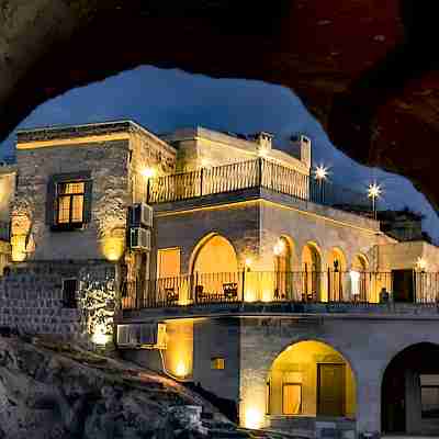 Caldera Cave Hotel