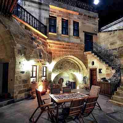 Has Cave Konak
