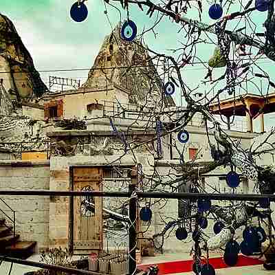 Mosaic Cave Hotel