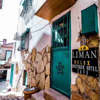 Liman Deluxe Hotel