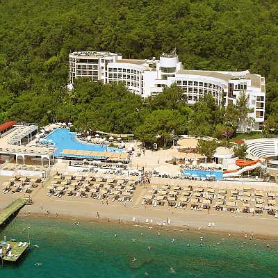 Perre La Mer Hotel Resort & Spa