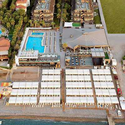 Sailor's Beach Club