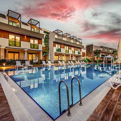 Veranda Suites