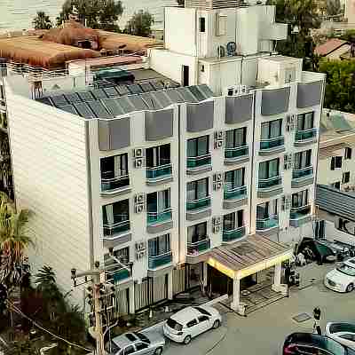 Kınalıkaya Beach Hotel